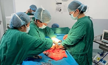 市妇幼保健院争分夺秒 抢救脐带脱垂胎儿