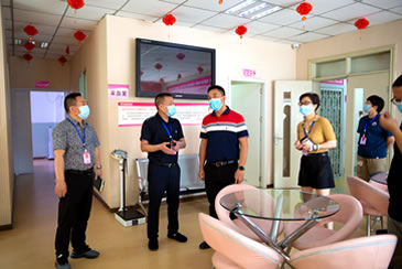 兰梓仁到市妇幼保健院调研妇幼健康工作