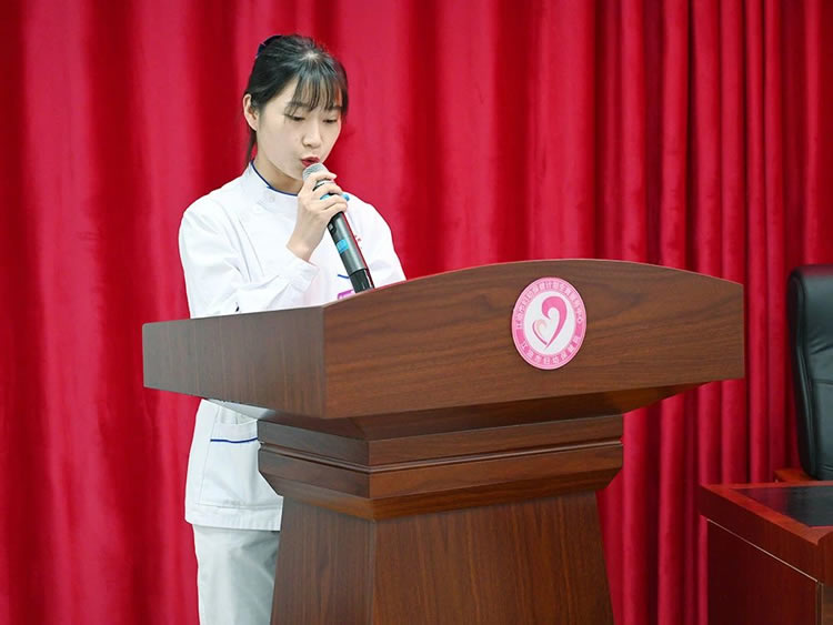 江油市妇计中心召开第112个 “5·12”国际护士节庆祝表彰大会