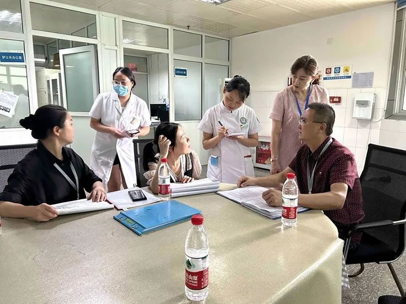 省新生儿遗传代谢病筛查绵阳新筛分中心质控专家组对江油市工作进行现场质控